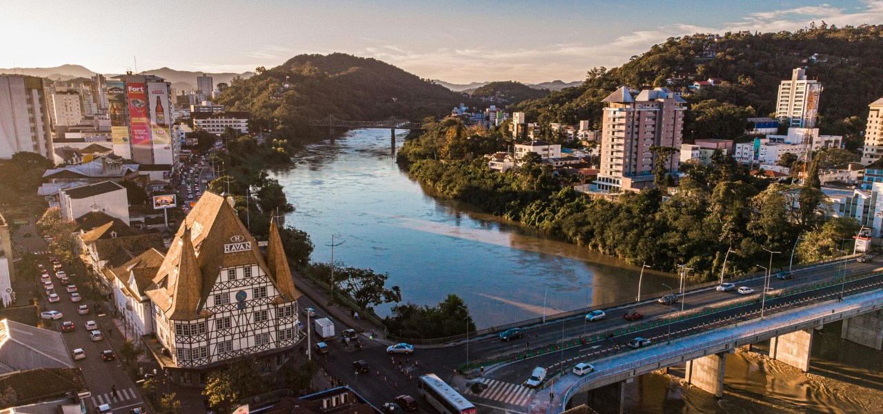 Oktoberfest de Blumenau: O Guia Completo da Festa Alemã